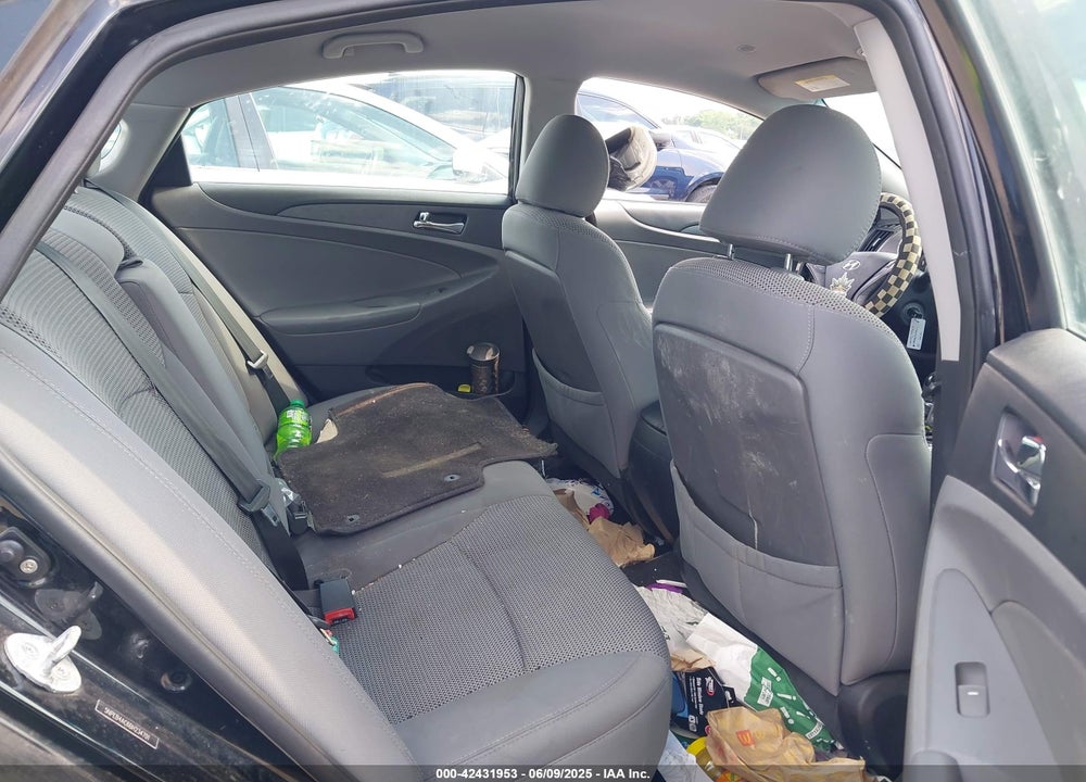2011 HYUNDAI SONATA VIN: 5NPEB4AC6BH234701