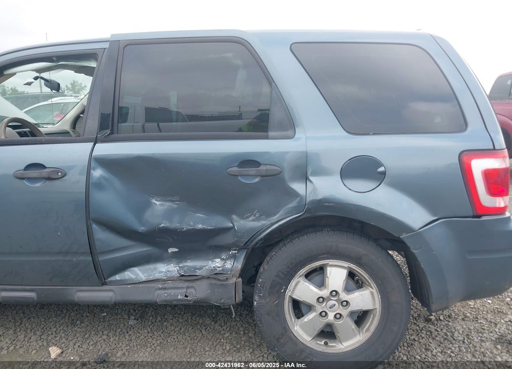 2010 FORD ESCAPE VIN: 1FMCU9C70AKB96540