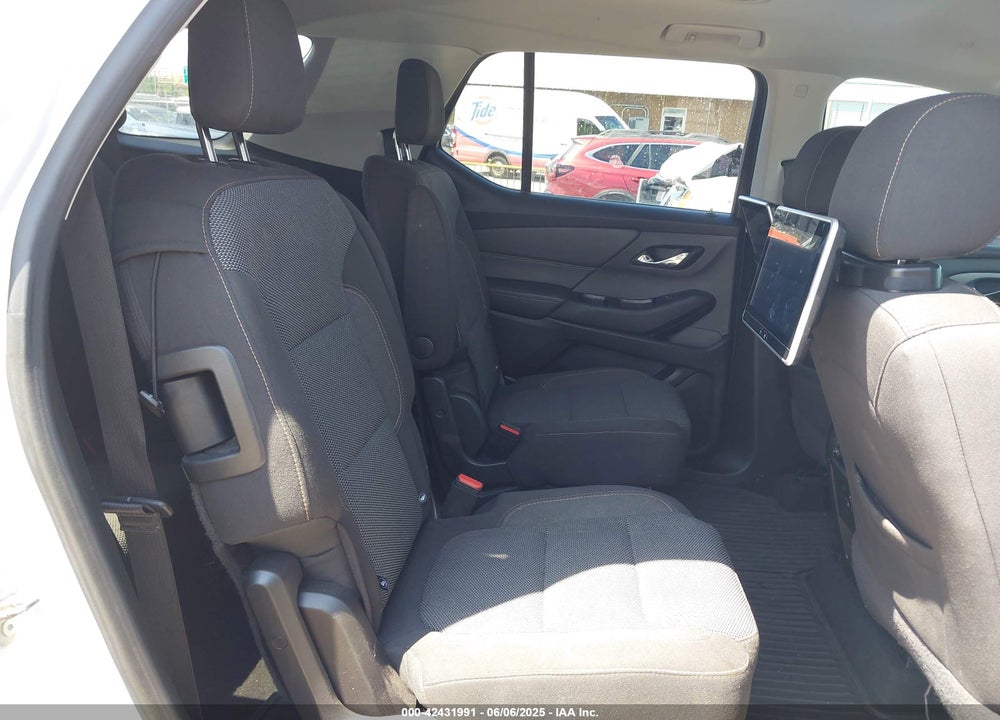 2018 CHEVROLET TRAVERSE VIN: 1GNERGKW4JJ164554