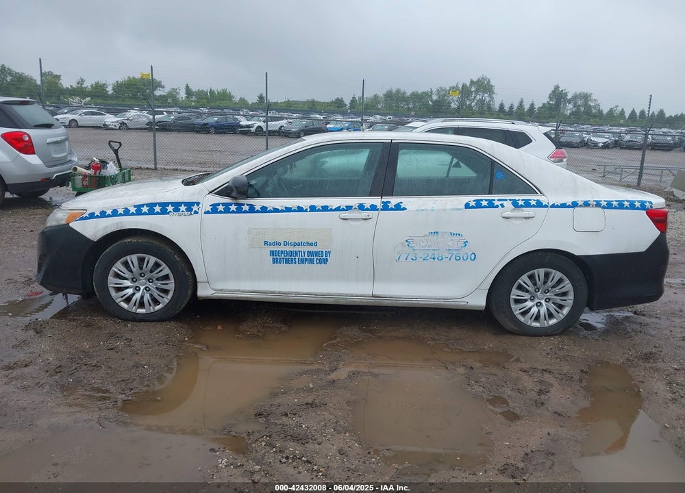 2013 TOYOTA CAMRY HYBRID LE VIN: 4T1BD1FK0DU090370