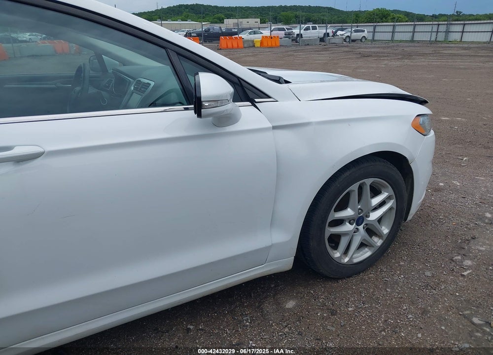 2016 FORD FUSION VIN: 3FA6P0H79GR239201