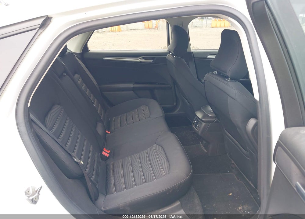2016 FORD FUSION VIN: 3FA6P0H79GR239201