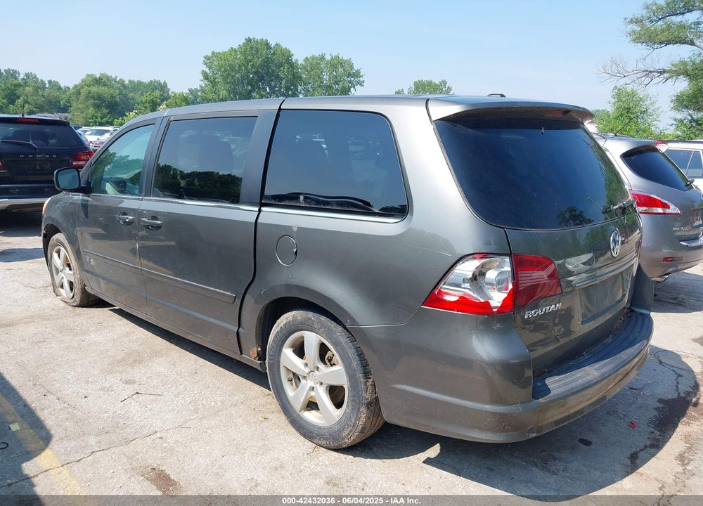 2010 VOLKSWAGEN ROUTAN SE VIN: 2V4RW3D11AR333086