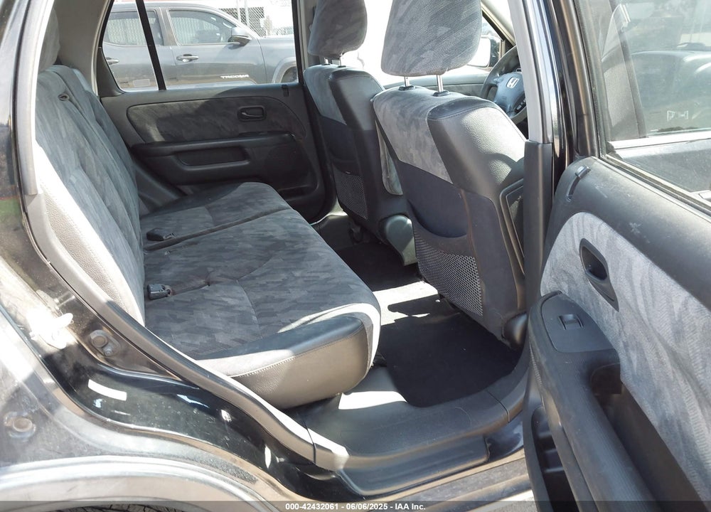 2004 HONDA CR-V EX VIN: SHSRD78854U249070