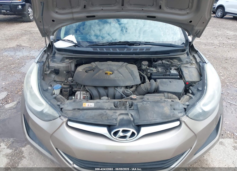 2016 HYUNDAI ELANTRA SE VIN: 5NPDH4AEXGH797608