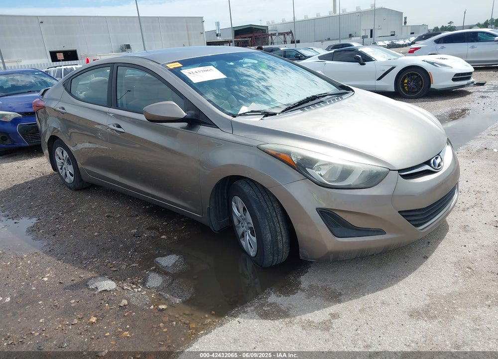 2016 HYUNDAI ELANTRA SE VIN: 5NPDH4AEXGH797608