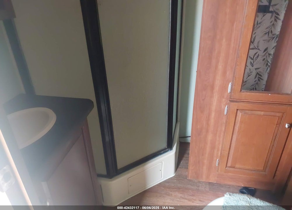 2013 KEYSTONE RV PREMIER VIN: 4YDT30R25DD421927