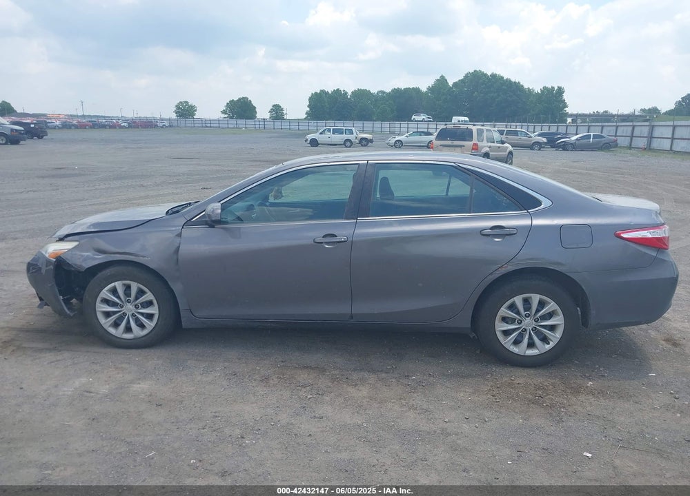 2015 TOYOTA CAMRY LE VIN: 4T1BF1FK6FU924624