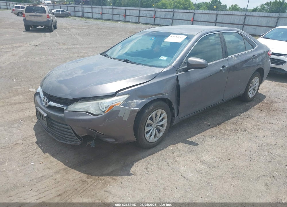 2015 TOYOTA CAMRY LE VIN: 4T1BF1FK6FU924624
