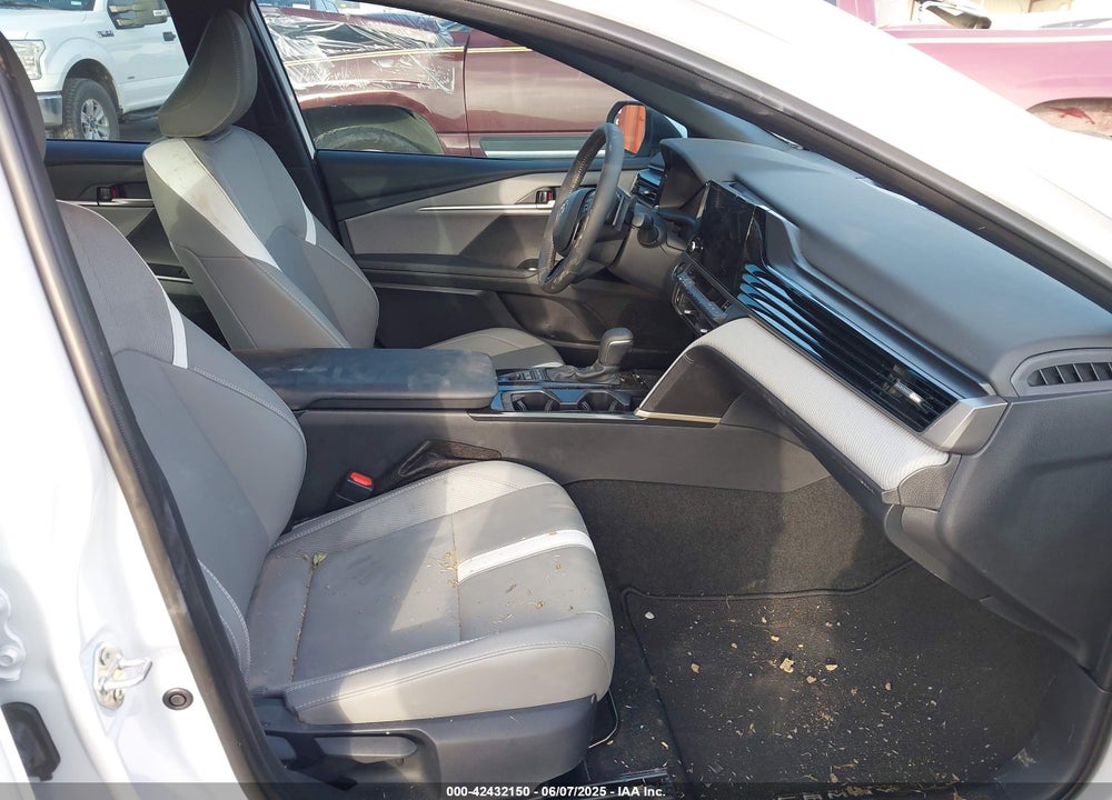 2025 TOYOTA CAMRY VIN: 4T1DBADK3SU524537