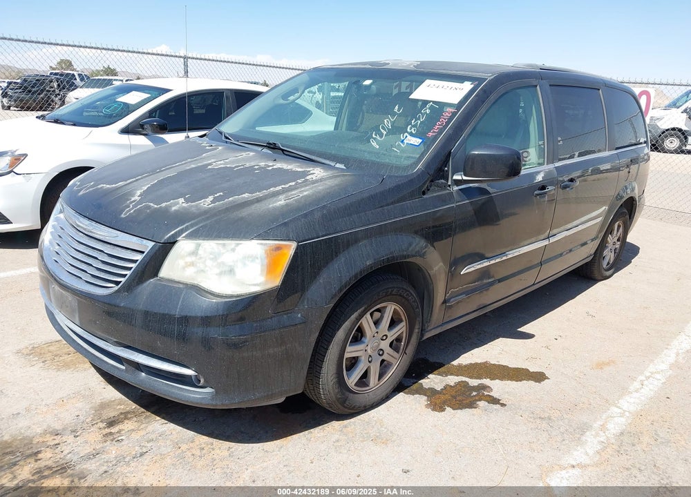 2013 CHRYSLER TOWN & COUNTRY TOURING VIN: 2C4RC1BG7DR577053