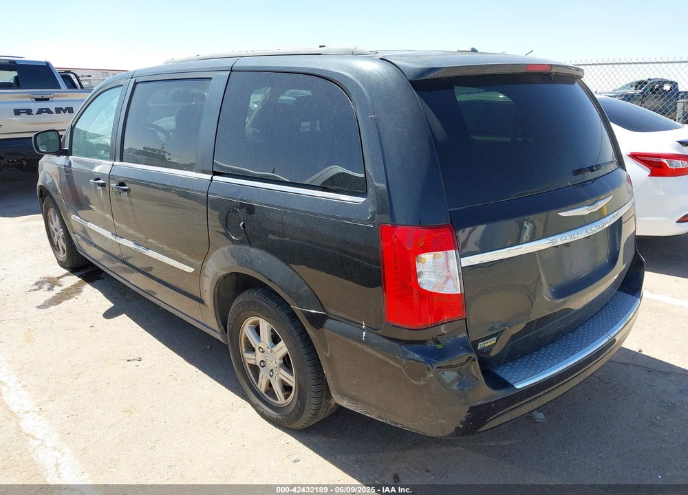 2013 CHRYSLER TOWN & COUNTRY TOURING VIN: 2C4RC1BG7DR577053