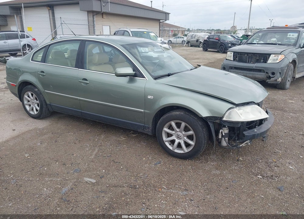 2004 VOLKSWAGEN PASSAT GLS VIN: WVWPD63B44E032526