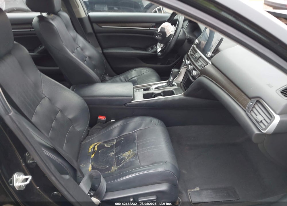 2018 HONDA ACCORD EX-L VIN: 1HGCV1F51JA042245