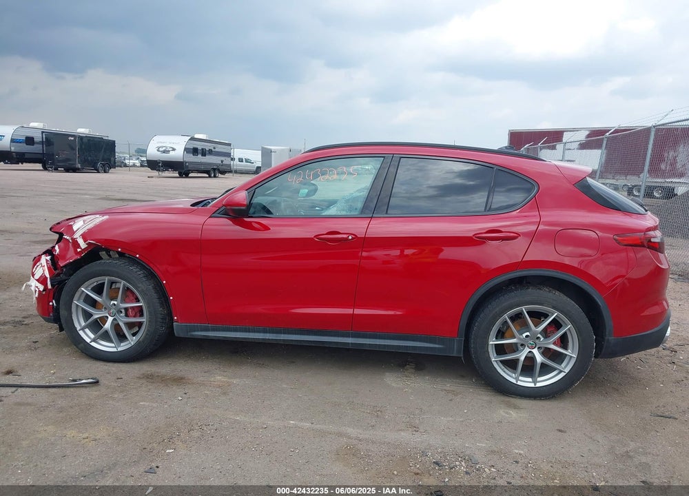 2018 ALFA ROMEO STELVIO VIN: ZASFAKNN7J7B99393