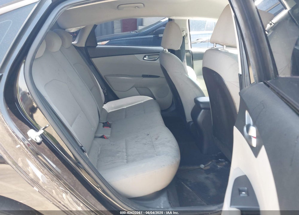 2021 KIA FORTE VIN: 3KPF24AD7ME341566