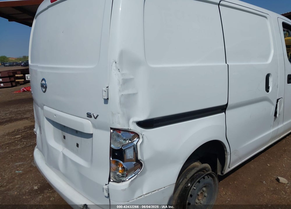 2016 NISSAN NV200 SV VIN: 3N6CM0KN2GK697424