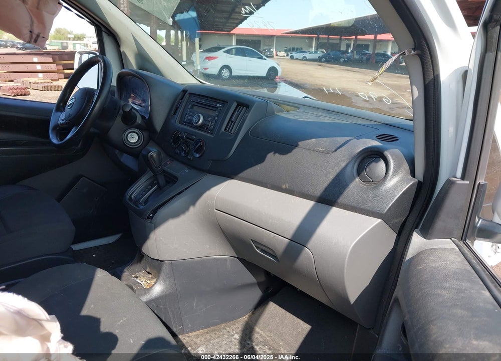 2016 NISSAN NV200 SV VIN: 3N6CM0KN2GK697424