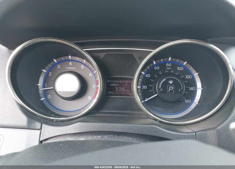 2011 HYUNDAI SONATA VIN: 5NPEC4AB6BH265810