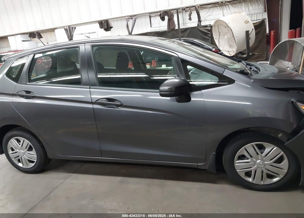 2019 HONDA FIT VIN: 3HGGK5H45KM735412