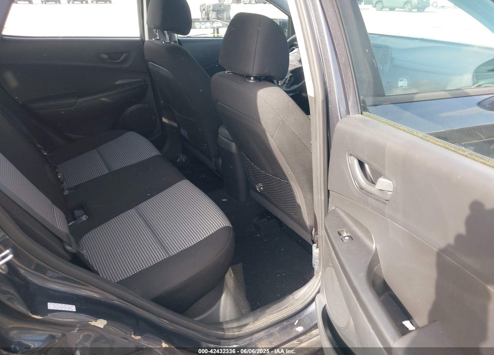 2021 HYUNDAI KONA SE VIN: KM8K12AA5MU734488