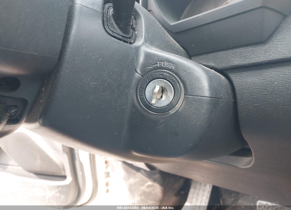 2008 TOYOTA SCION VIN: JTKDE167380261950