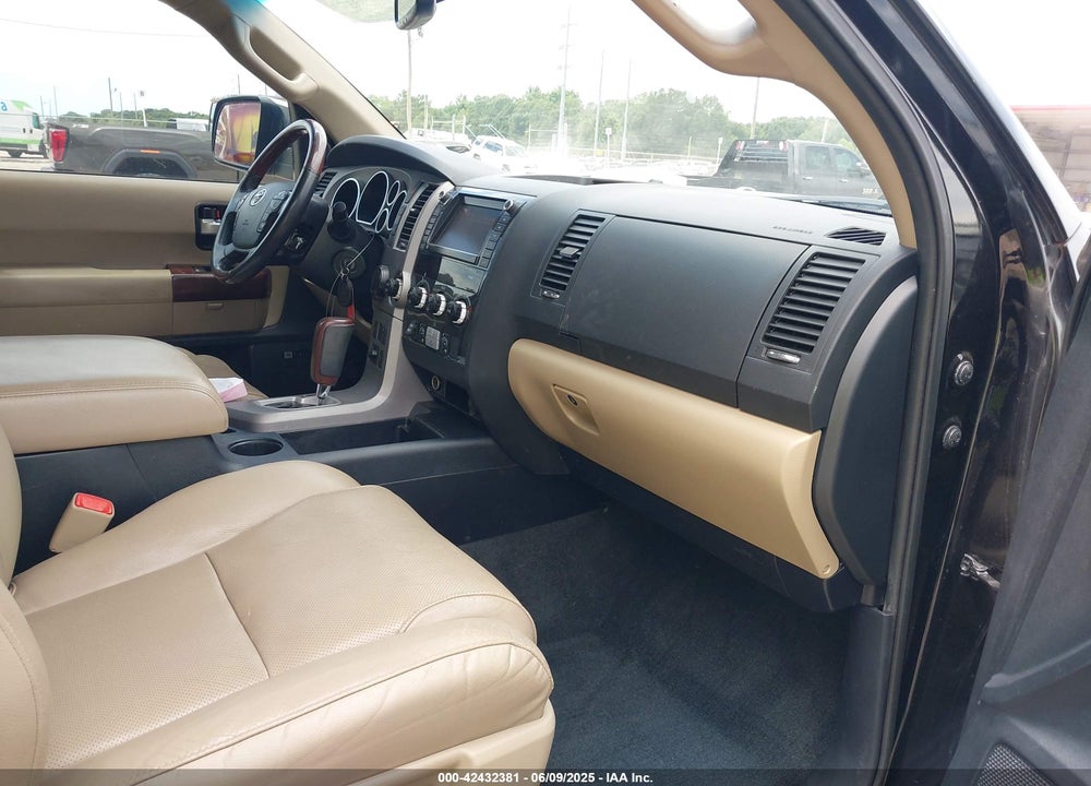 2012 TOYOTA SEQUOIA VIN: 5TDYY5G14CS041370