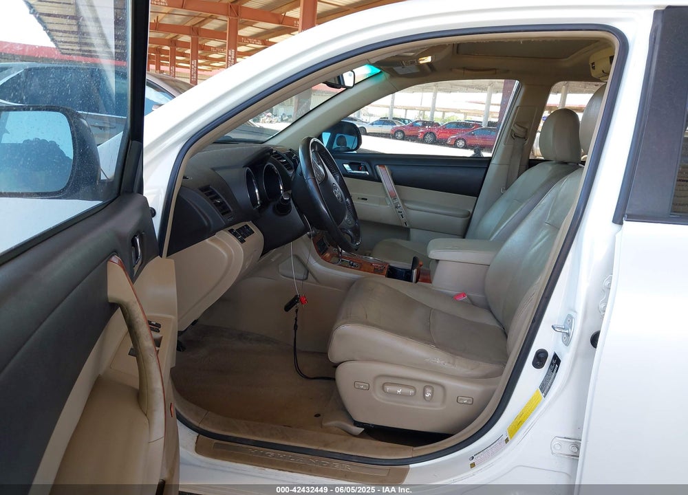 2008 TOYOTA HIGHLANDER LIMITED VIN: JTEDS42A282045977