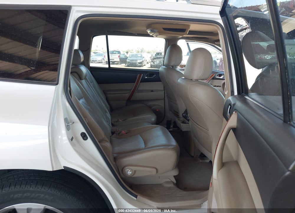 2008 TOYOTA HIGHLANDER LIMITED VIN: JTEDS42A282045977