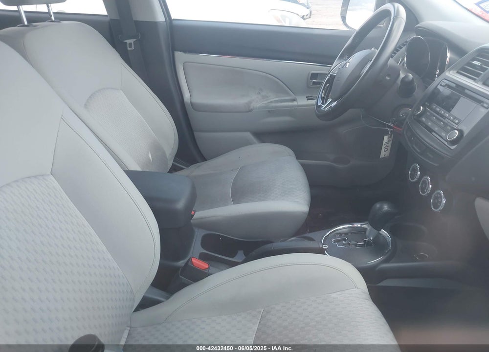 2017 MITSUBISHI OUTLANDER SPORT VIN: JA4AP3AU5HZ062255