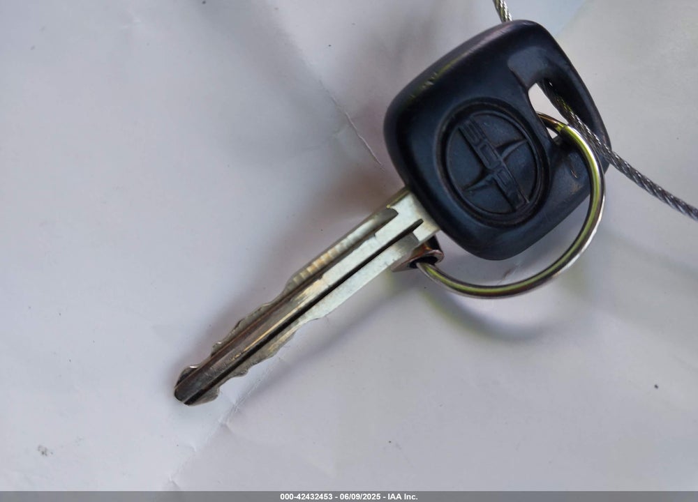 2005 SCION XA VIN: JTKKT624550087073