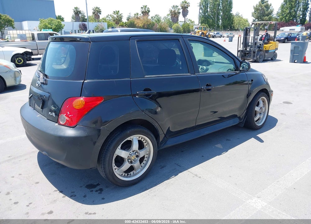 2005 SCION XA VIN: JTKKT624550087073