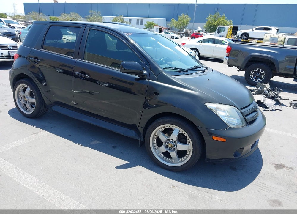 2005 SCION XA VIN: JTKKT624550087073