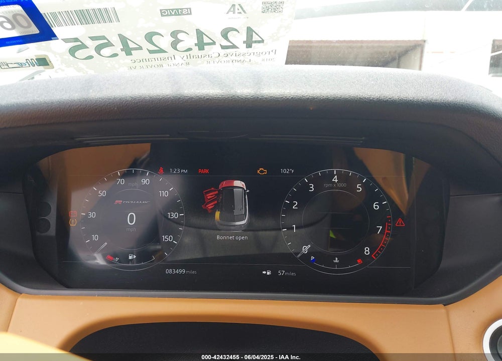 2018 LAND ROVER RANGE ROVER VELAR VIN: SALYM2RX4JA747575