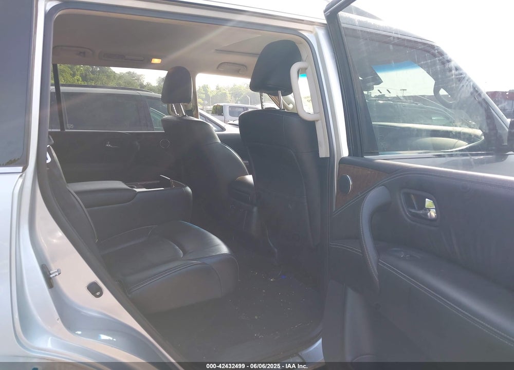 2017 INFINITI QX80 VIN: JN8AZ2NE5H9151695