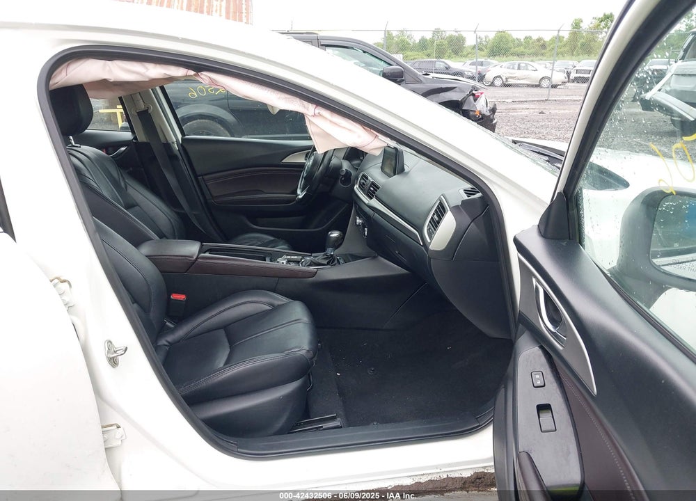 2018 MAZDA MAZDA3 VIN: 3MZBN1V36JM209936