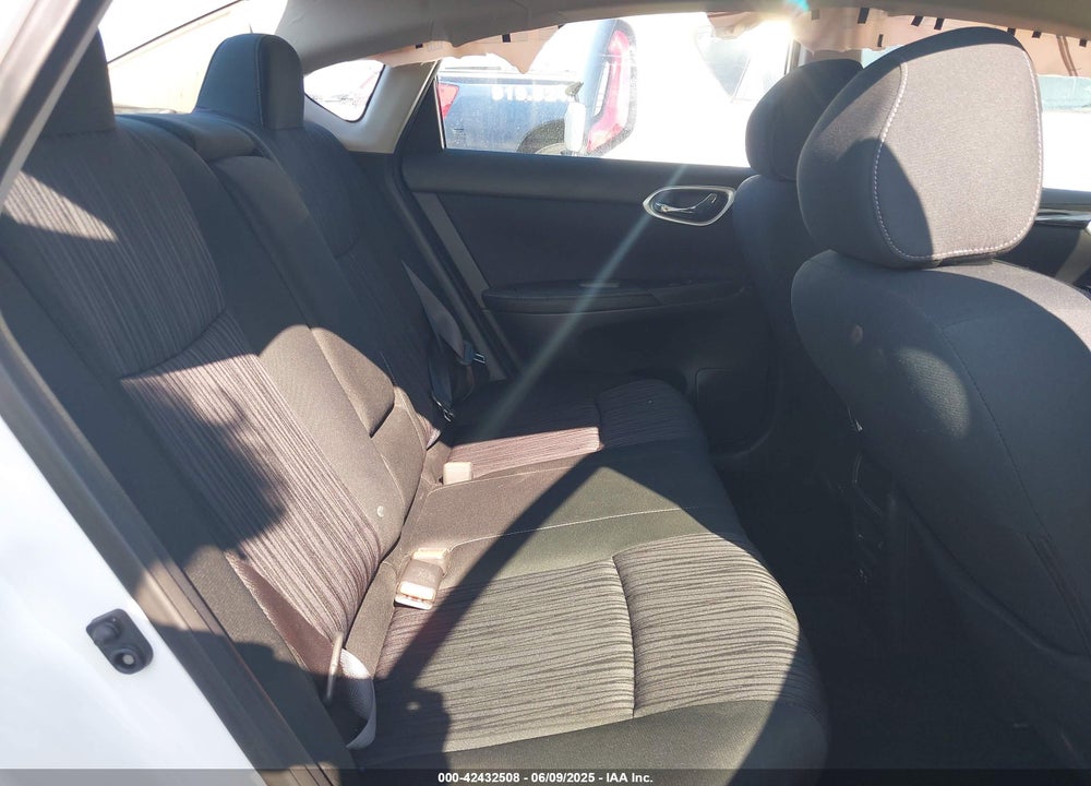2019 NISSAN SENTRA VIN: 3N1AB7APXKY377644