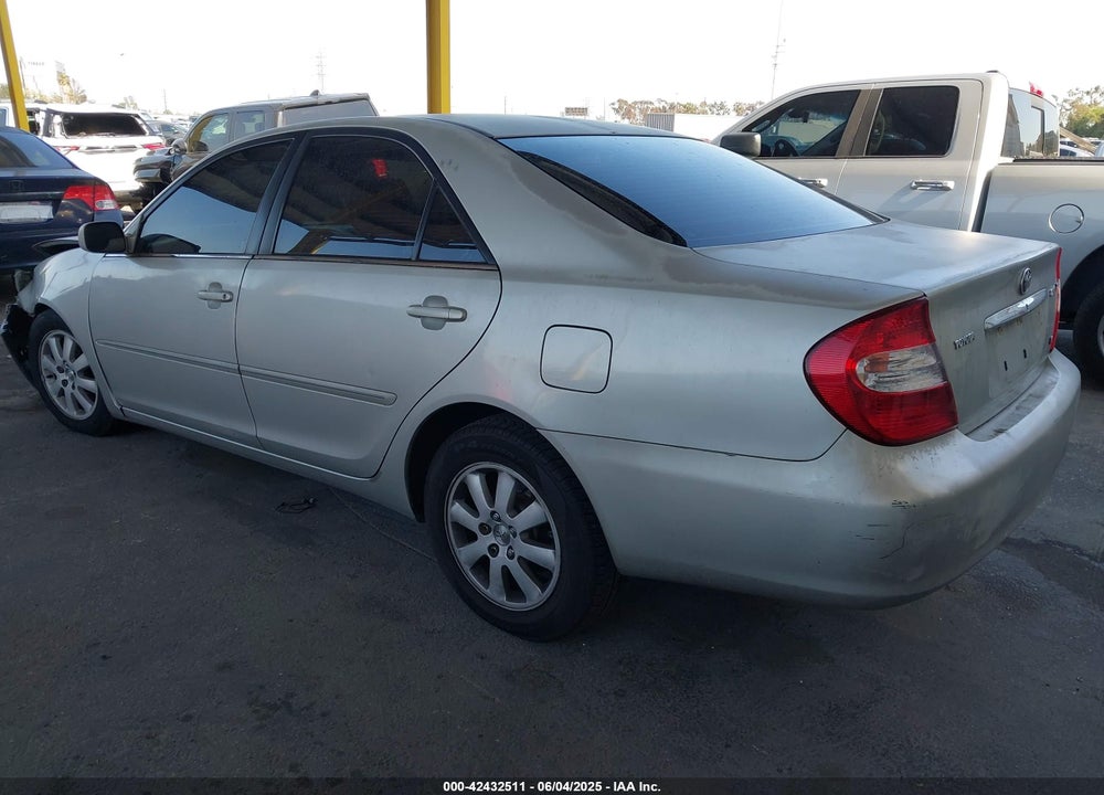 2002 TOYOTA CAMRY VIN: 4T1BF30K22U031400