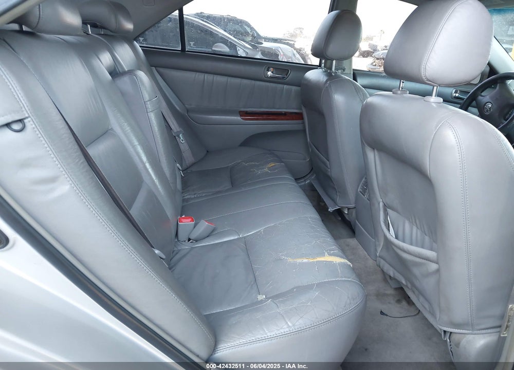 2002 TOYOTA CAMRY VIN: 4T1BF30K22U031400