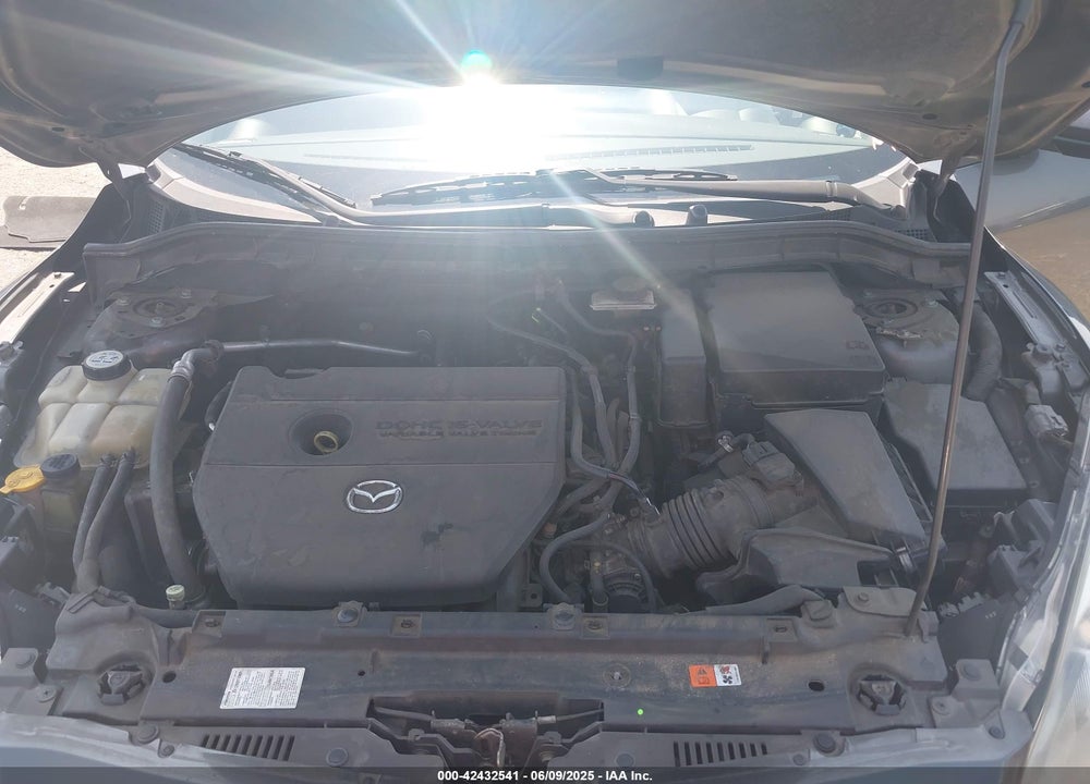 2011 MAZDA 3 VIN: JM1BL1K63B1383551