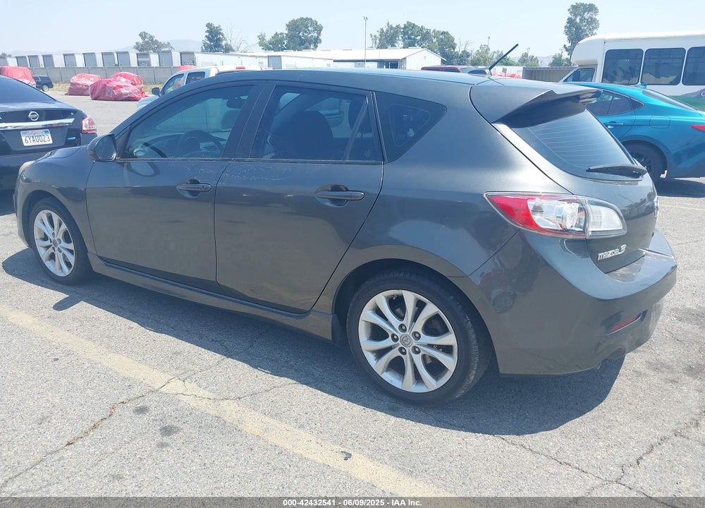 2011 MAZDA 3 VIN: JM1BL1K63B1383551