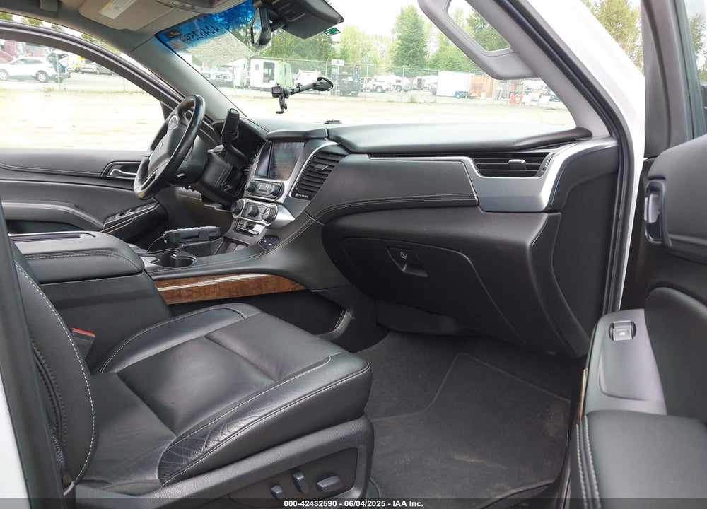 2019 CHEVROLET SUBURBAN VIN: 1GNSKHKC2KR213286