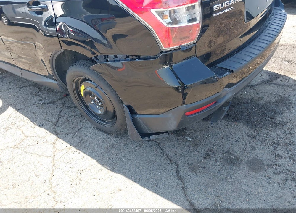 2014 SUBARU FORESTER 2.5I LIMITED VIN: JF2SJAJC9EH461423