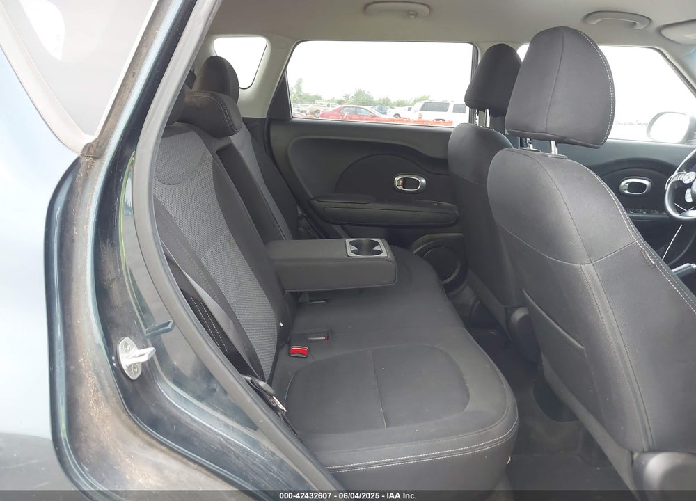 2018 KIA SOUL VIN: KNDJP3A52J7600216