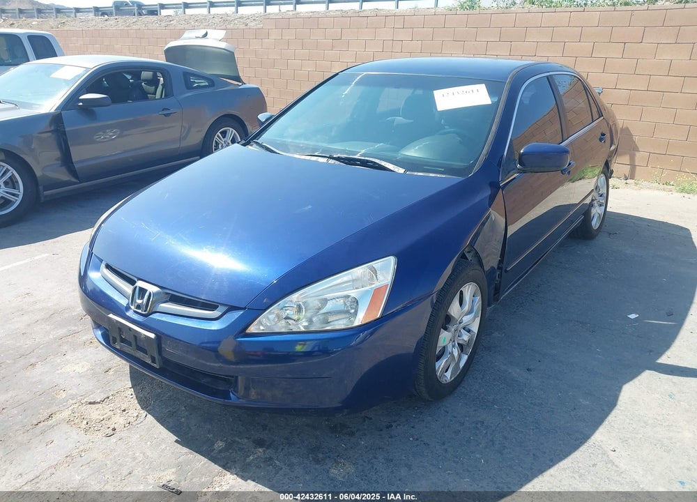 2003 HONDA ACCORD 2.4 LX VIN: JHMCM56353C063225