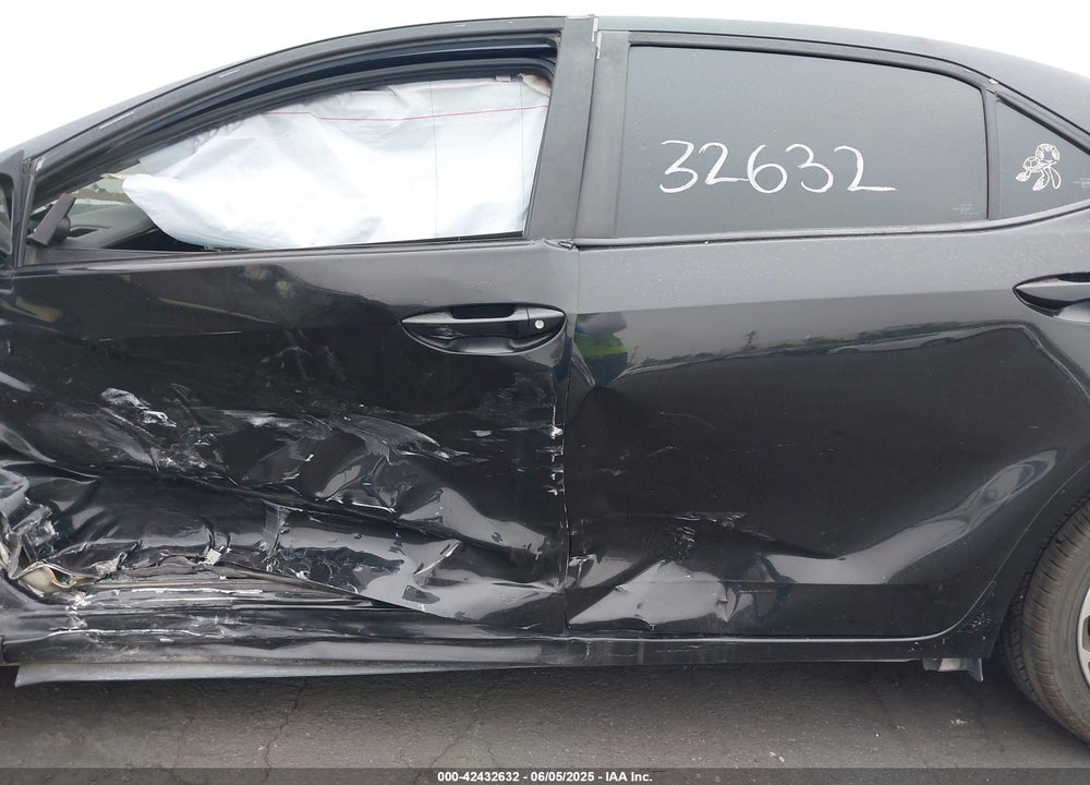 2015 TOYOTA COROLLA S PLUS VIN: 5YFBURHE1FP225026