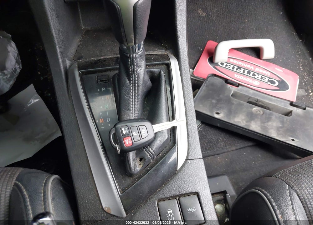 2015 TOYOTA COROLLA S PLUS VIN: 5YFBURHE1FP225026