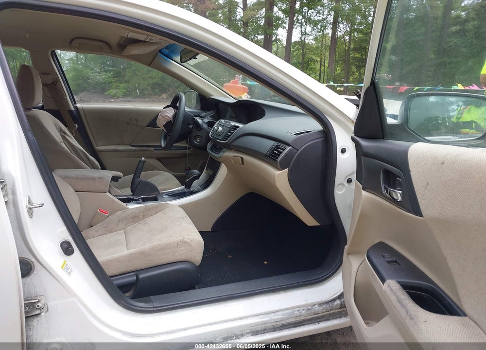 2013 HONDA ACCORD VIN: 1HGCR2F34DA074135
