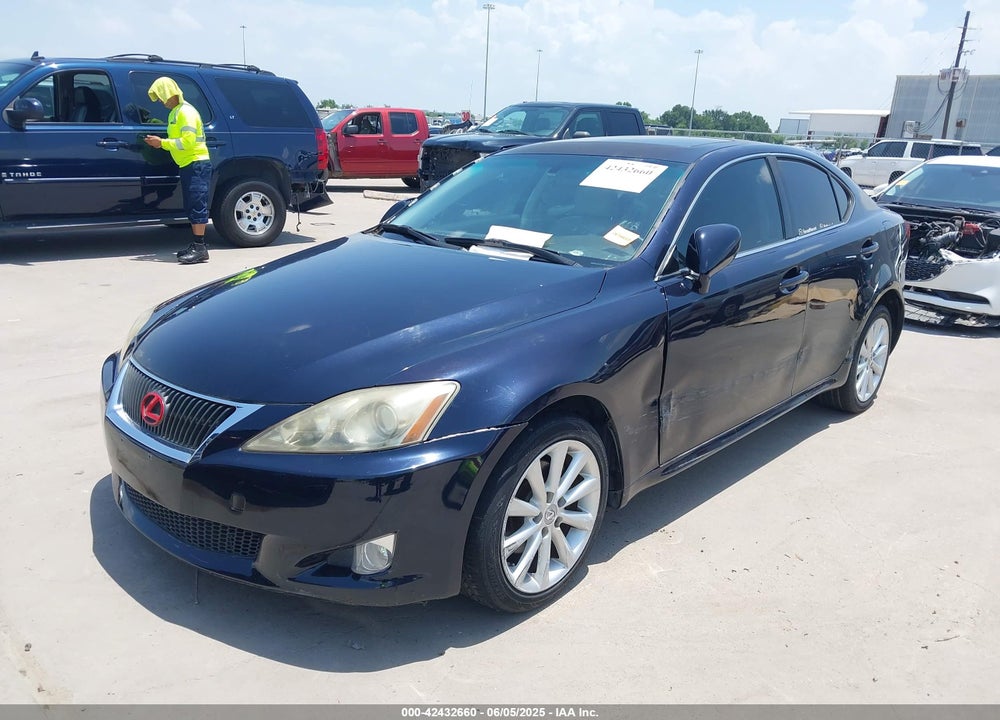 2009 LEXUS IS 250 VIN: JTHCK262195028996