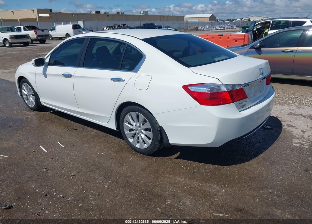 2013 HONDA ACCORD VIN: 1HGCR2F74DA194276